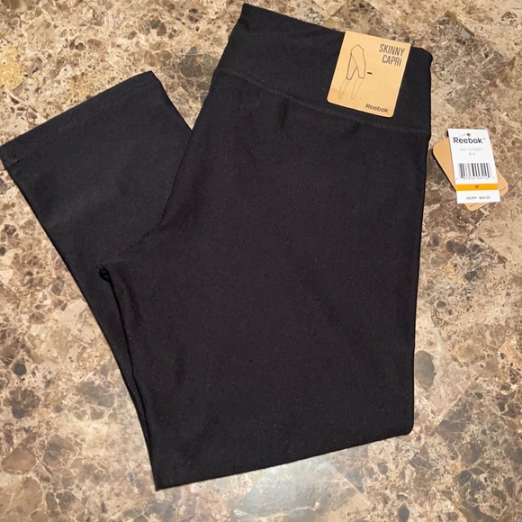 Reebok Pants - Redbox Skinny Capri BLK